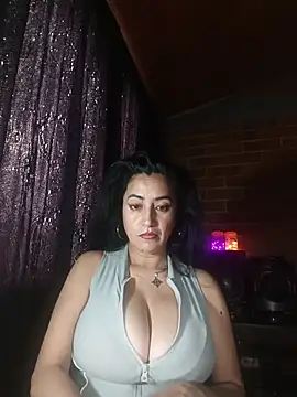 Snapshot of Alexandrina chatting on 11.20.25 Alexandrina online show from 11.20.25