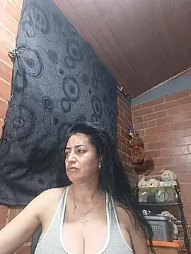 Alexandrina online show from 04.15.26