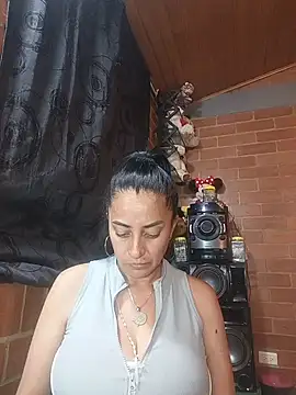 Snapshot of Alexandrina chatting on 07.11.26 Alexandrina online show from 07.11.26