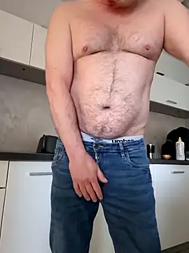 Snapshot of AgaiJa42 chatting on 04.10.26 AgaiJa42 online show from 04.10.26