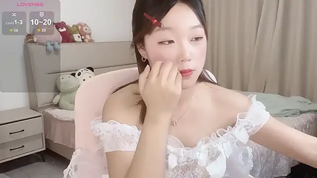 Sisi-000 online show from 04.10.26