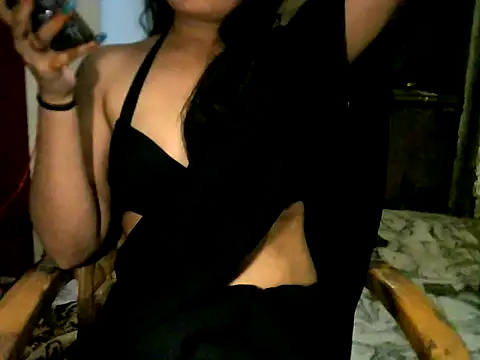 Snapshot of YAMUNA_012 chatting on 03.28.26 YAMUNA 012 online show from 03.28.26