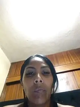 cosita rica 1 online show from 04.21.26