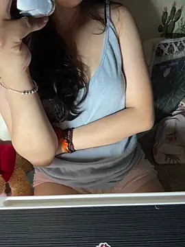 Snapshot of Xiaomee chatting on 03.26.26 Xiaomee online show from 03.26.26