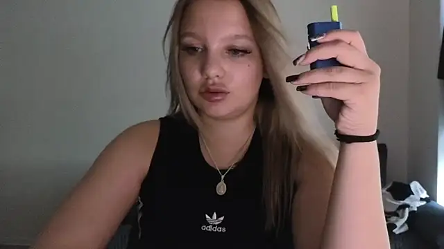Snapshot of bettyloveu chatting on 07.28.26 bettyloveu online show from 07.28.26