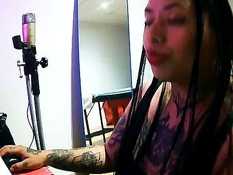 Snapshot of kinki_vi chatting on 03.14.26 kinki vi online show from 03.14.26