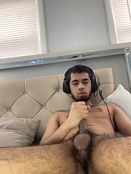 iLoveGirlsOnlyStr8Asf online show from 04.27.26