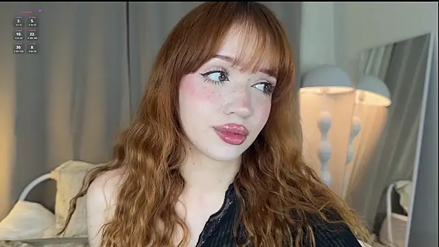 Snapshot of JuicySweetBliss chatting on 04.18.26 JuicySweetBliss online show from 04.18.26