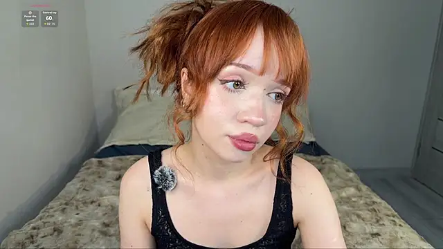 Snapshot of JuicySweetBliss chatting on 05.14.26 JuicySweetBliss online show from 05.14.26