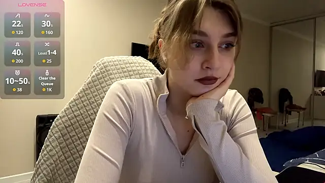 Snapshot of Olivia_132 chatting on 03.22.26 Olivia 132 online show from 03.22.26