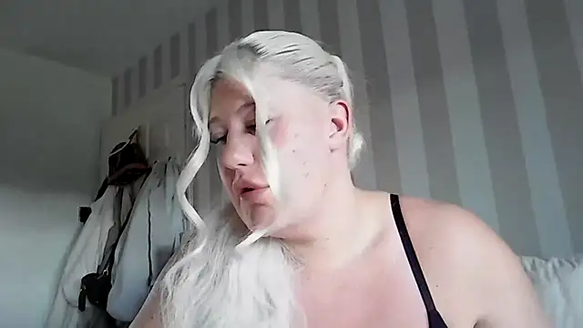 Lexi Laura online show from 05.14.26