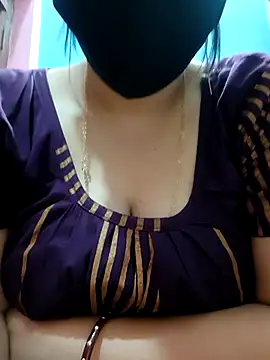 Snapshot of tulidas96778 chatting on 04.13.26 tulidas96778 online show from 04.13.26