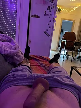 Snapshot of g_thess chatting on 03.15.26 g thess online show from 03.15.26