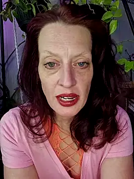 Snapshot of PurpleBunnyxo chatting on 04.19.26 PurpleBunnyxo online show from 04.19.26