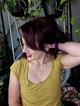 Snapshot of PurpleBunnyxo chatting on 05.09.26 PurpleBunnyxo online show from 05.09.26