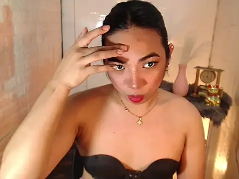 xLinda Walkerx online show from 04.23.26