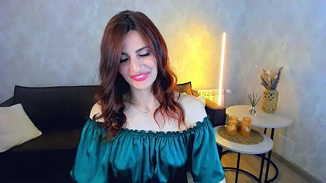 Snapshot of MariaScott chatting on 05.21.26 MariaScott online show from 05.21.26