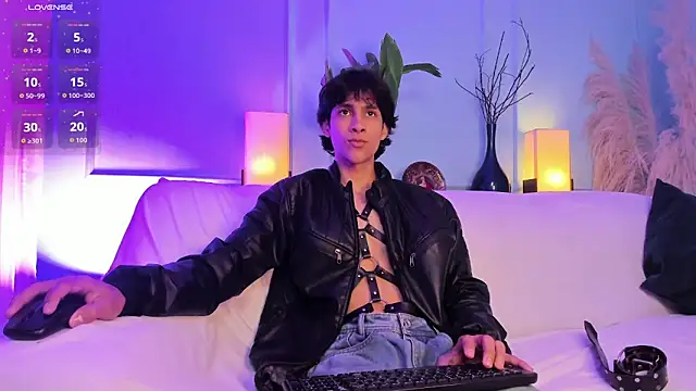 Cheys Mast online show from 04.27.26