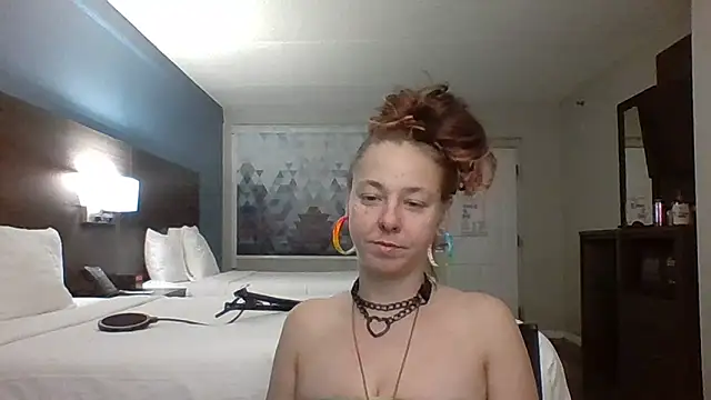 Snapshot of Ambionce chatting on 04.05.26 Ambionce online show from 04.05.26