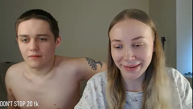 Snapshot of MikeXEmilia chatting on 05.16.26 MikeXEmilia online show from 05.16.26