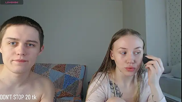 Snapshot of MikeXEmilia chatting on 05.29.26 MikeXEmilia online show from 05.29.26