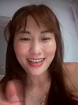 Snapshot of Lucxy-ki6 chatting on 04.20.26 Lucxy-ki6 online show from 04.20.26