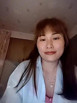 Snapshot of Lucxy-ki6 chatting on 04.26.26 Lucxy-ki6 online show from 04.26.26