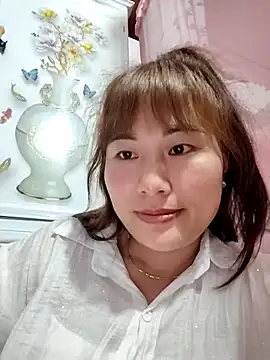 Snapshot of Lucxy-ki6 chatting on 04.29.26 Lucxy-ki6 online show from 04.29.26