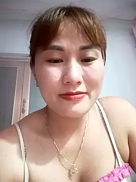 Snapshot of Lucxy-ki6 chatting on 05.15.26 Lucxy-ki6 online show from 05.15.26