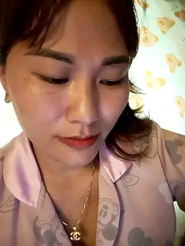 Snapshot of Lucxy-ki6 chatting on 05.28.26 Lucxy-ki6 online show from 05.28.26