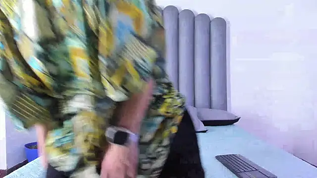Bennet-Grayy online show from 05.28.26