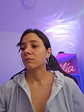 miaeyex online show from 06.01.26