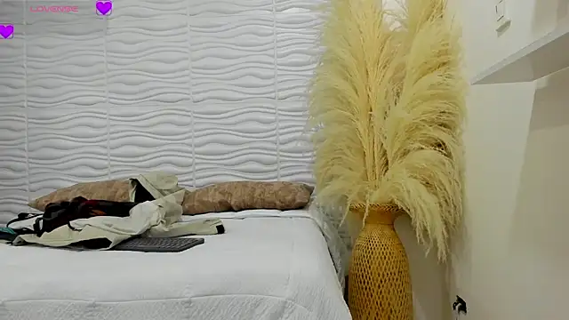 AlondraSoomer online show from 05.21.26