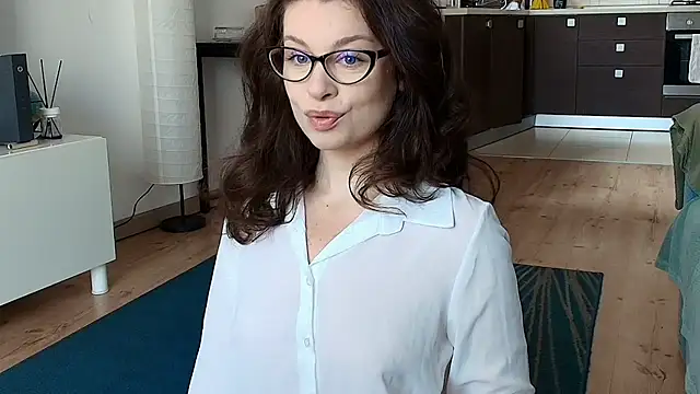 Snapshot of IreneBlue_ chatting on 03.24.26 IreneBlue online show from 03.24.26
