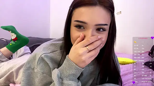 Snapshot of BeckyAurielle chatting on 04.10.26 BeckyAurielle online show from 04.10.26