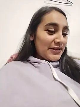 Snapshot of Mia_skyy18 chatting on 05.15.26 Mia skyy18 online show from 05.15.26