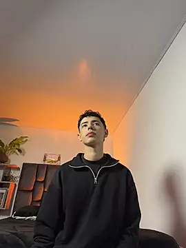 SebastianReed  online show from 04.19.26