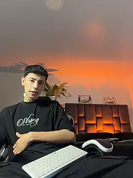 SebastianReed  online show from 04.24.26