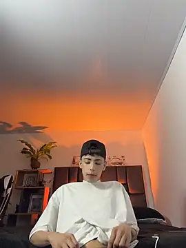 SebastianReed  online show from 04.29.26
