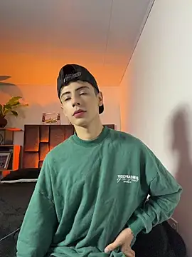 SebastianReed  online show from 05.16.26
