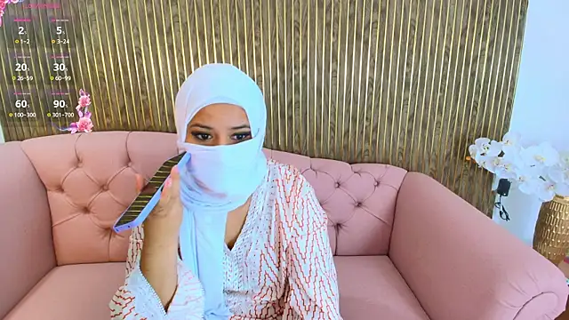 Aminaa Kaarim online show from 03.15.26