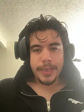 Snapshot of RuledTribe chatting on 03.29.26 RuledTribe online show from 03.29.26