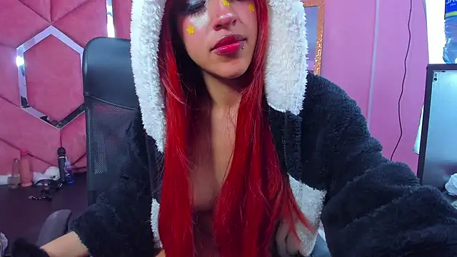 Snapshot of Lilit_Starr chatting on 07.05.26 Lilit Starr online show from 07.05.26