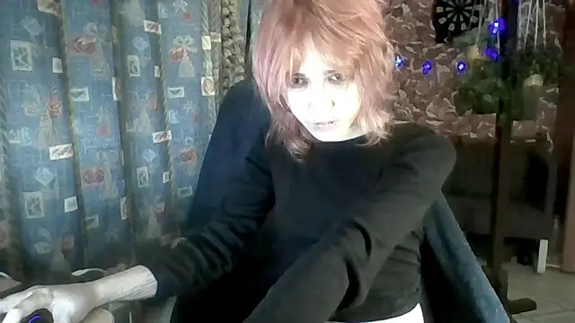 Snapshot of whiny_emo_boi chatting on 04.01.26 whiny emo boi online show from 04.01.26