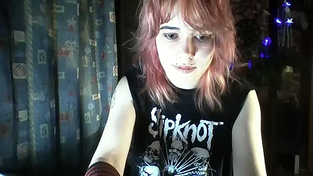 Snapshot of whiny_emo_boi chatting on 04.03.26 whiny emo boi online show from 04.03.26