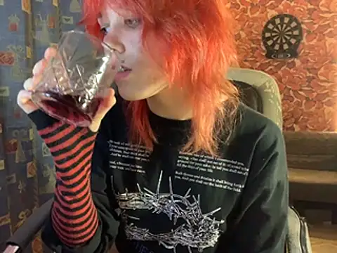 Snapshot of whiny_emo_boi chatting on 04.16.26 whiny emo boi online show from 04.16.26