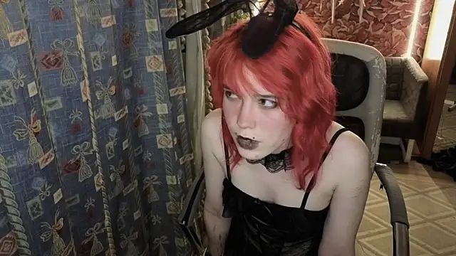 Snapshot of whiny_emo_boi chatting on 05.20.26 whiny emo boi online show from 05.20.26