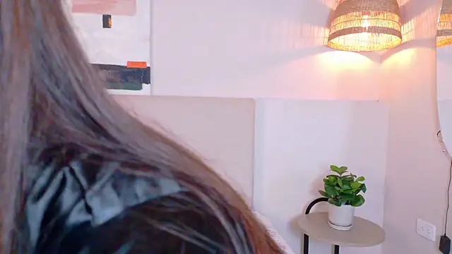 HelenaFoumier online show from 05.25.26