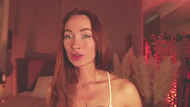 SerenaWest  online show from 04.12.26