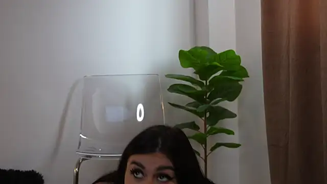 ItsKendra online show from 03.27.26